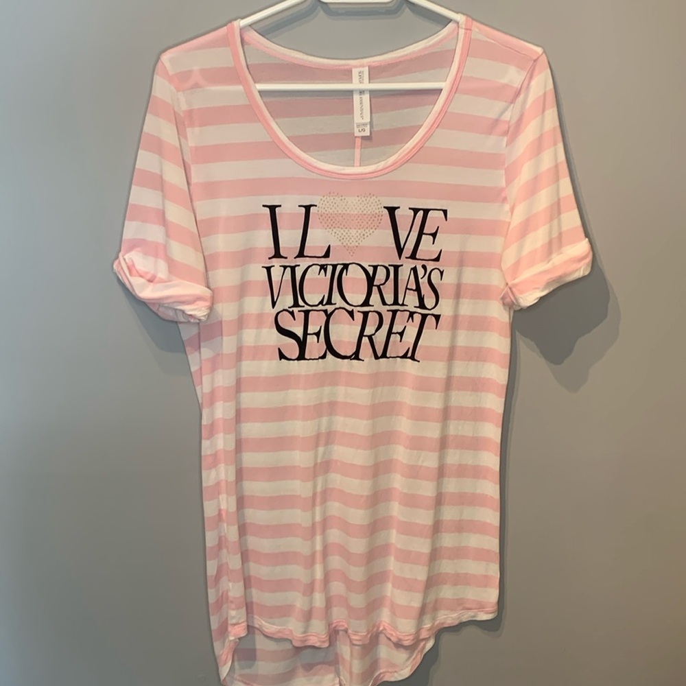 ⭐️ 5 for 20$! ⭐️ Victoria’s Secret Striped Nightie